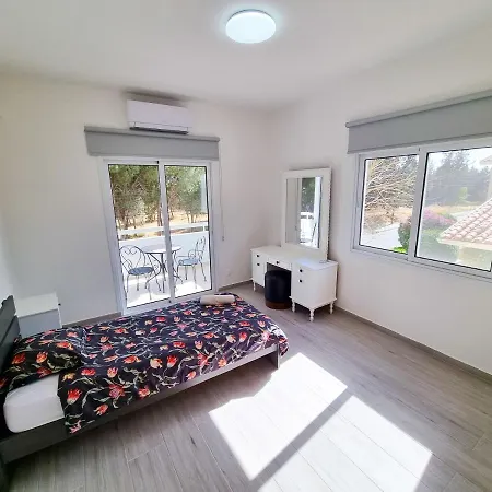Green Land Apartament *